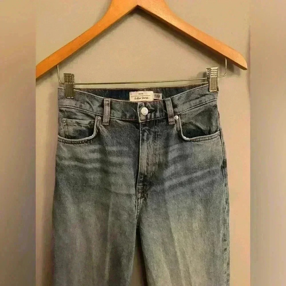 & Other Stories Straight Leg Jeans 26/32 - Picture 4 of 8